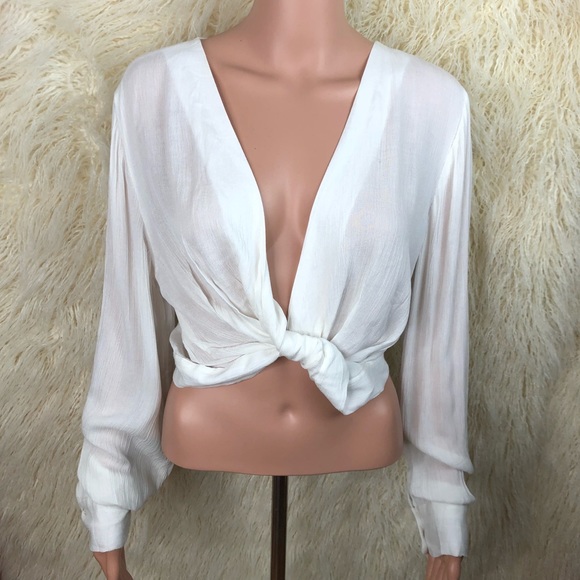 silence + noise Tops - NWT Silence + Noise White Wrap Crop Top